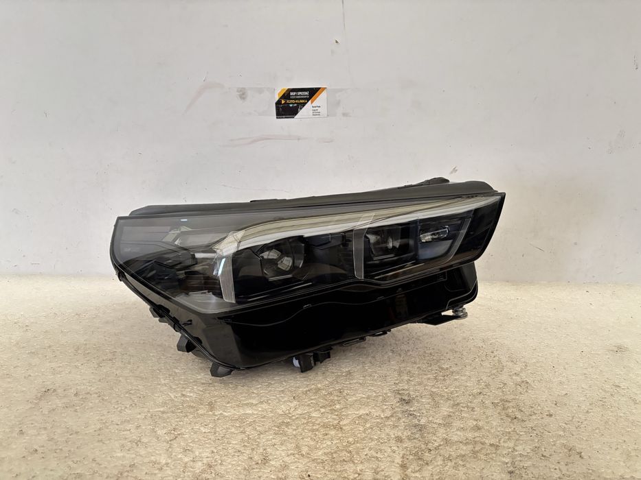 BMW 5 G60 G61 lampa prawy przód prawa przednia Shadow line Full Led