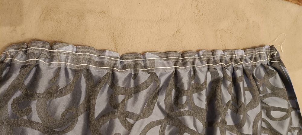 Zasłony 2 szt na taśmie