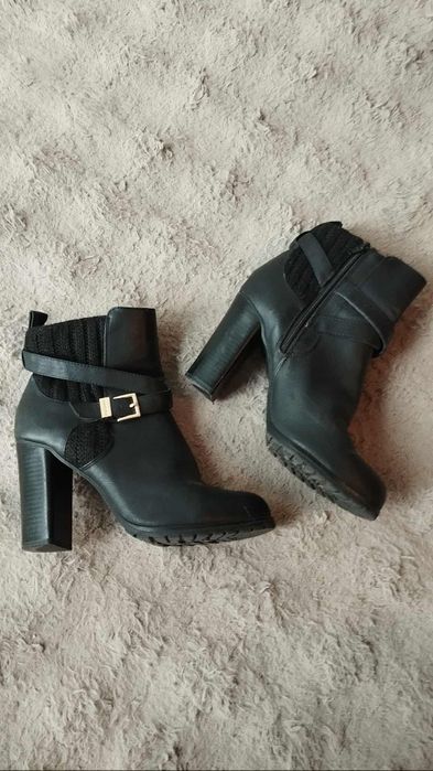 Botki juicy couture 38 czarne uzywane