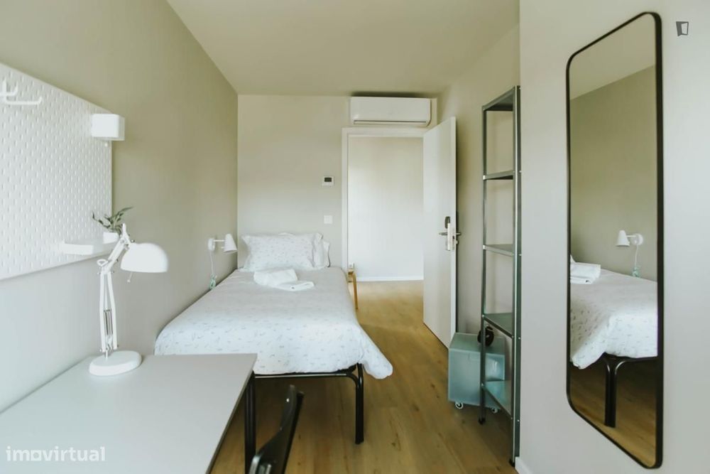 Quarto - localizado em São Vítor Braga