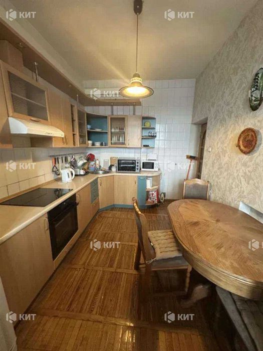 3к. 95м2 м. Вокзальная (ЖК Красная Шапочка, ул. Славянская) 105252