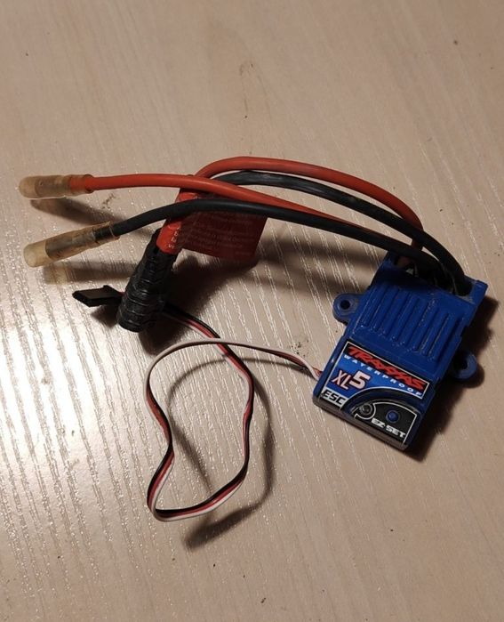 TRAXXAS regulator XL5 szczotkowy