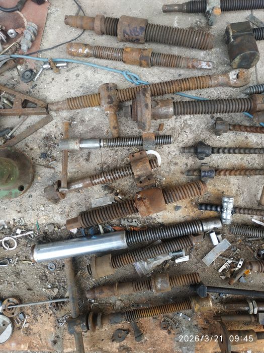 Ручка винт трапеція