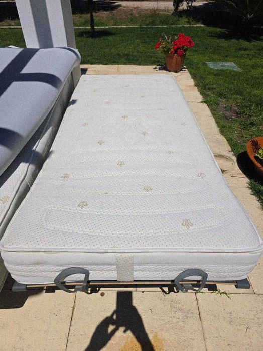Cama articulada solteiro elétrica + colchão como novo + outra de oferta