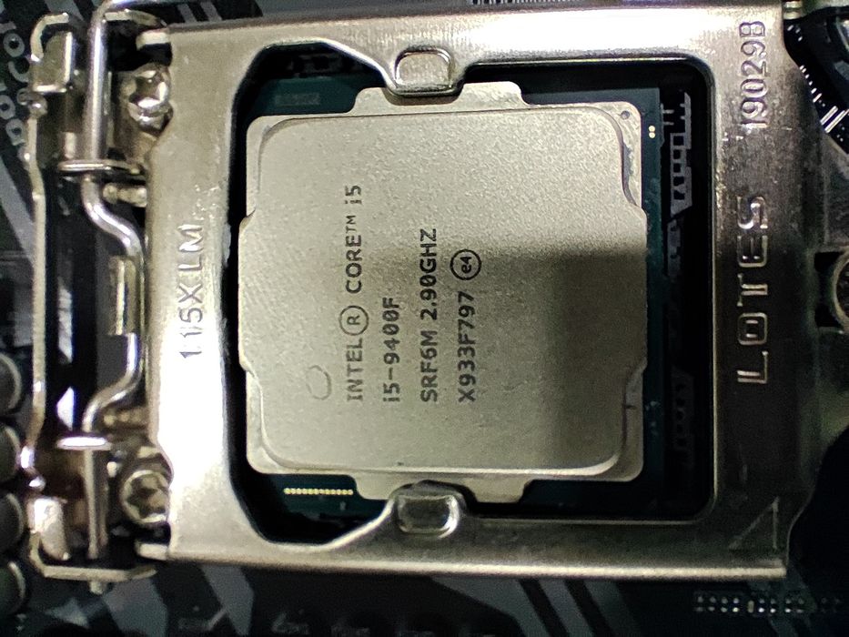 Комплект материнка gigabyte h370 hd3 soc 1151v2. Проц,озу.