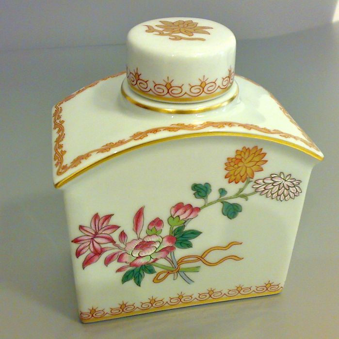 Vista Alegre Tea Jar 'Palácio da Ajuda'