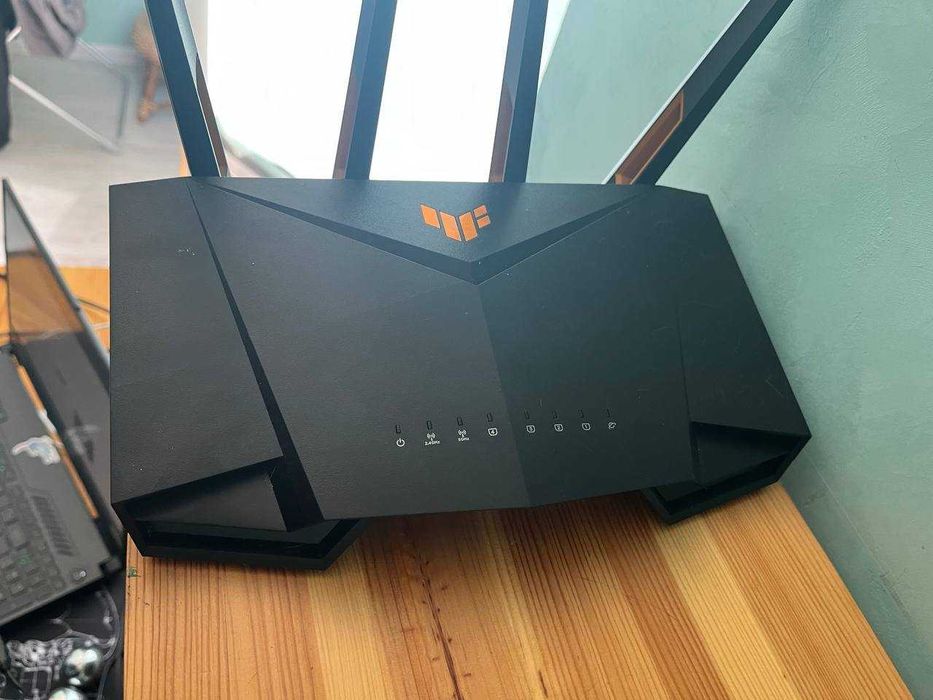 продам ASUS TUF-AX3000 V2 вживане. коробки немає.