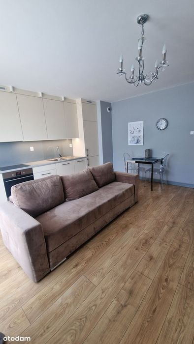 Nowoczesne 2 Pokoje | 40 M² | Taras 12 M² | 5. Piętro | Winda | Radom