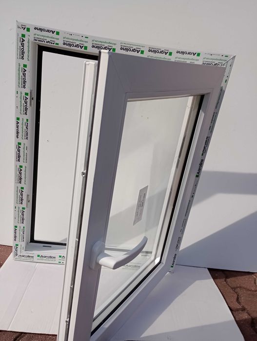 okno PCV szer.55xwys.90 lub 90x60 techniczne dwuszybowe i inne