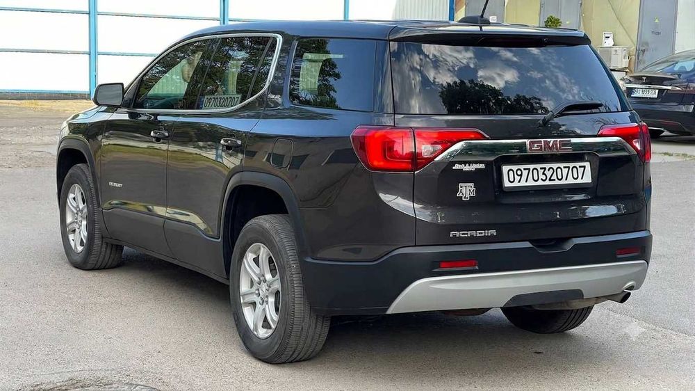 GMC Acadia 2017 2.5 Ідеальний сімейний кросовер, 7 місць, супер-стан!