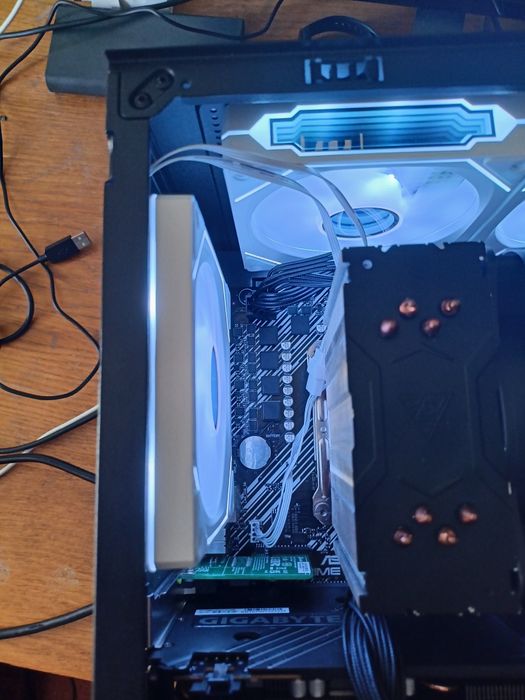 Заказали Продам мат плату Asus prime520m-r