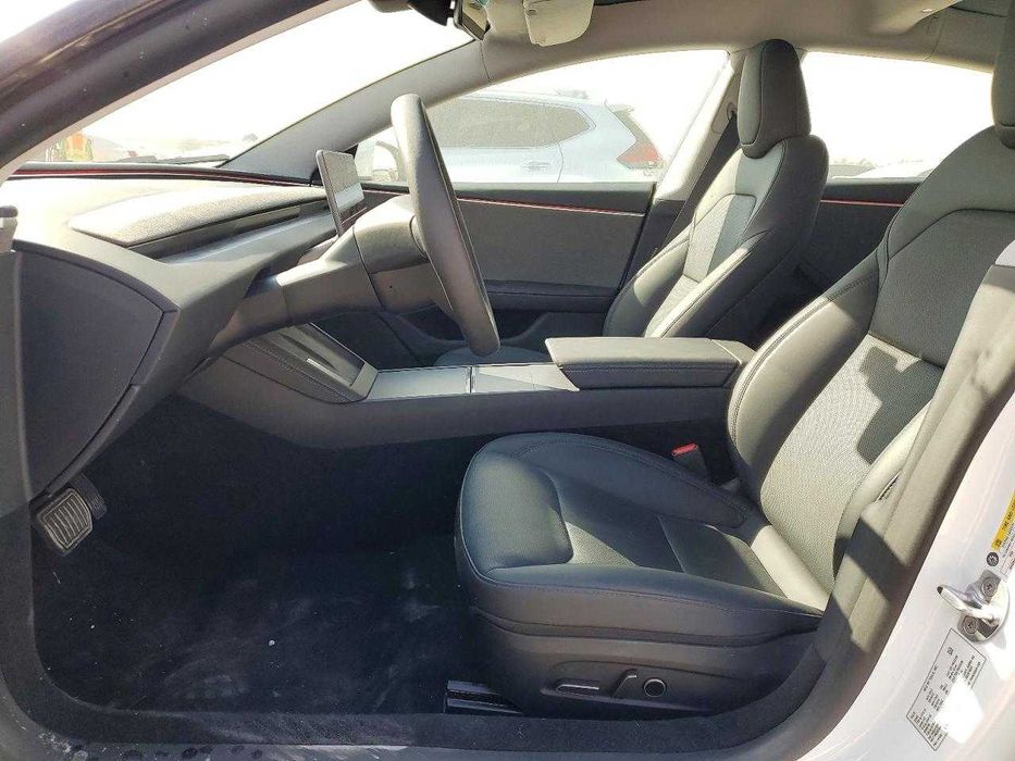 Tesla Model 3 2025
