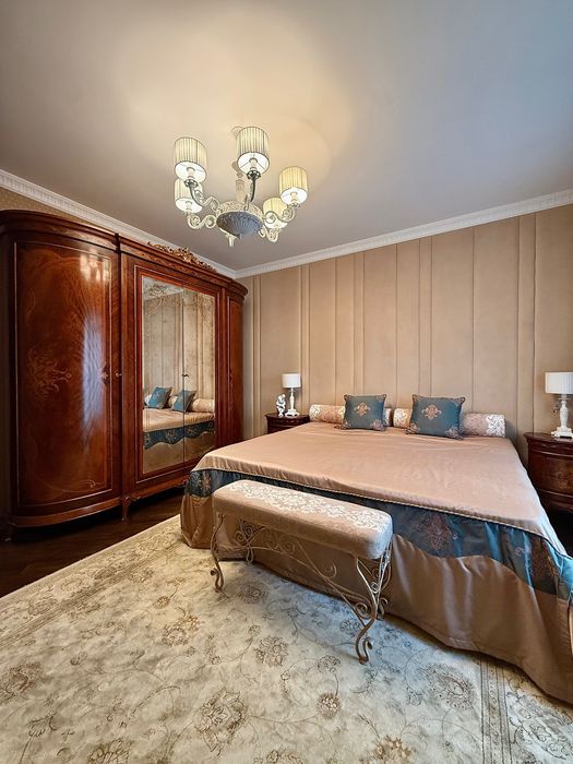 Продаж квартири. Розкіш на Дніпрі: Riviera Riverside 118м² Ексклюзивний ремонт, італійські меблі, тиха секція. Дніпровський район. Без %!