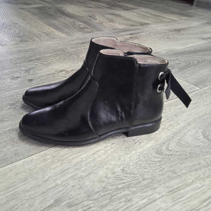 Продам ботінки zara kids.