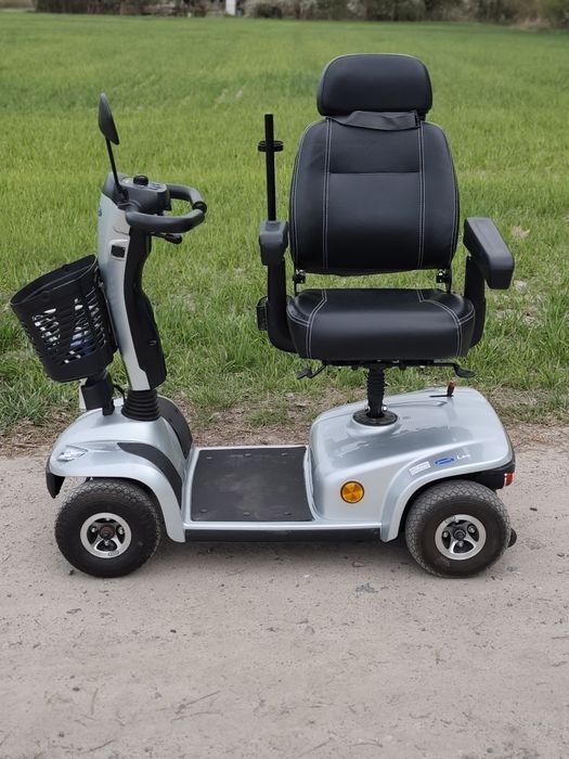 Elektryczny Invacare Leo, wózek inwalidzki dla seniora solidny 6km/h   zadbany Niemiecki