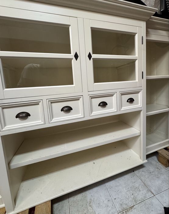 Movel de sala com cristaleira