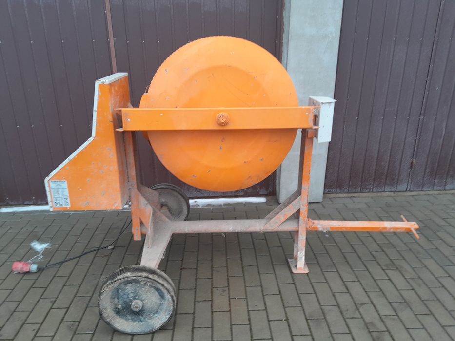 Betoniarka Defro 310/200l super stan
