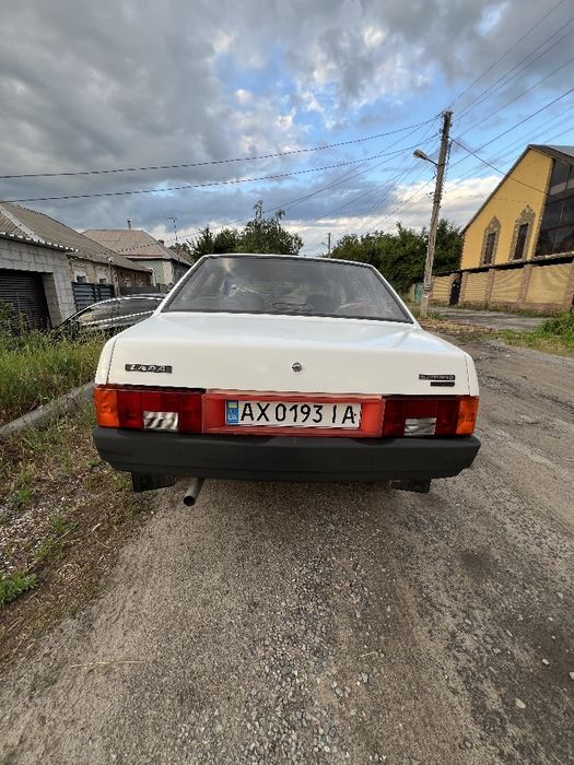 Продається ВАЗ-2199