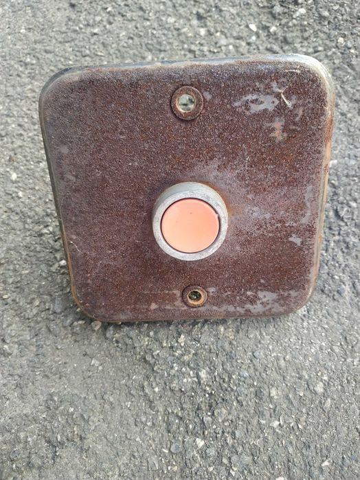 Кнопка пусковая силовая