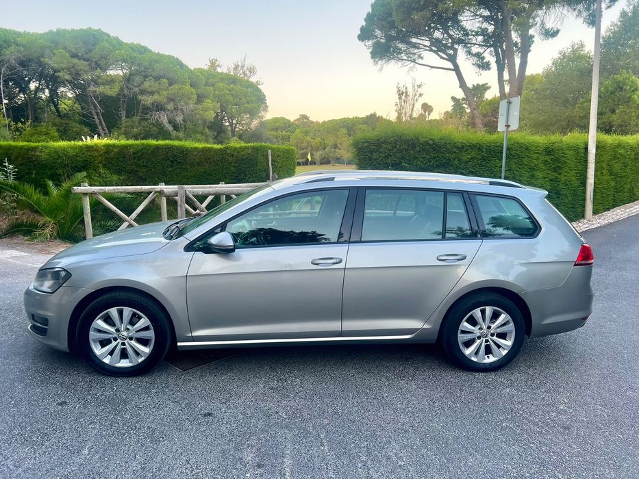 Volkswagen Golf Variant 1.6 TDI 105 cv Bluemotion Nacional — photo 5