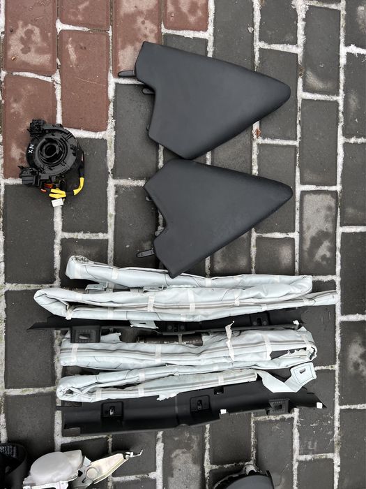 Lexus NX Airbag подушка в руль коліна сидіння, шторка, ремінь, торпеда