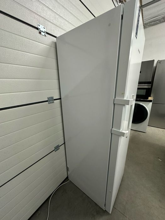 Морозильна камера Liebherr FNc 5277 Peak