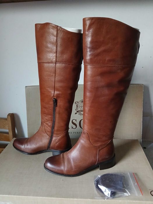 Kozaki damskie z naturalnej skóry