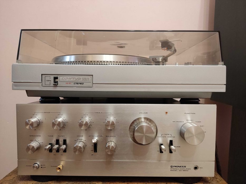 Продаю програвач платівок Арктур-006