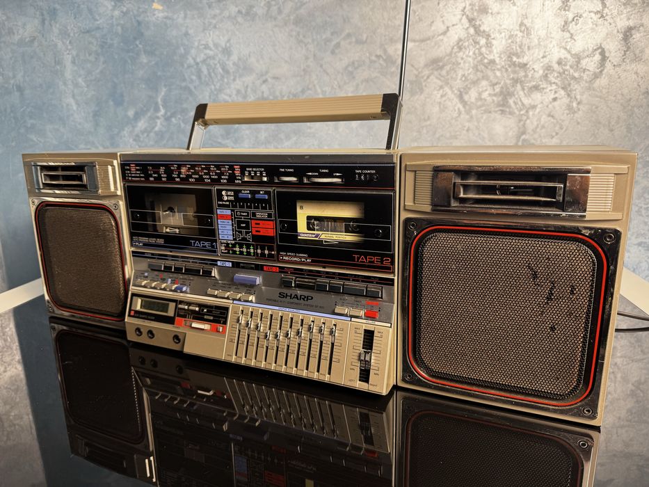 Продам Sharp GF-800