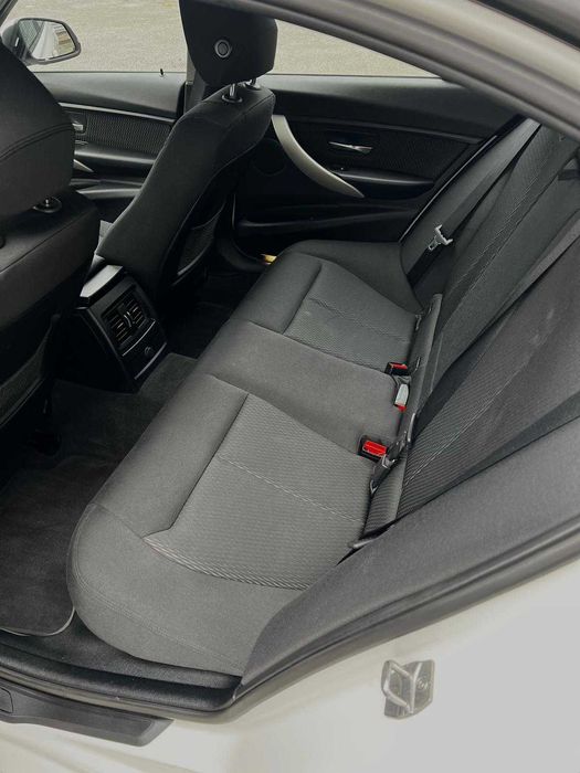 BMW 316i 1.6 Turbo (F30) - 2015