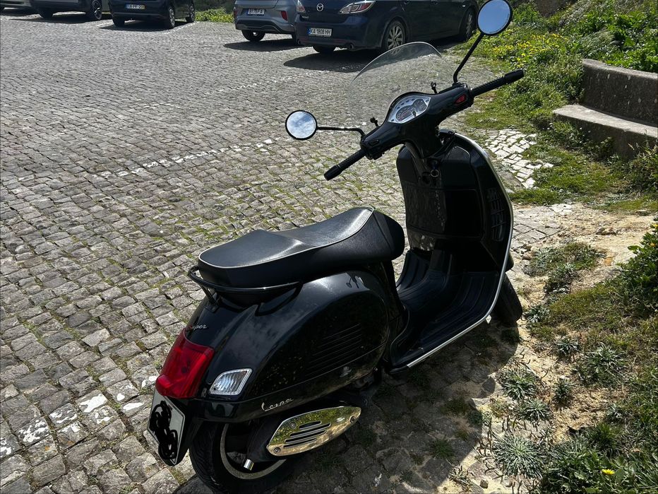 Piaggio vespa 300 GTS