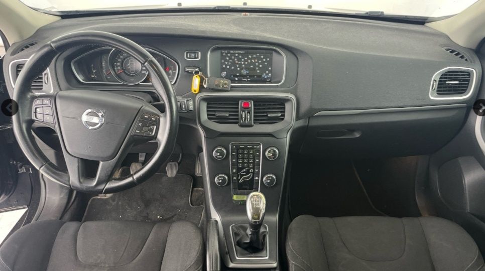 Volvo V40 1.6 D2 Kinetic ano 2013