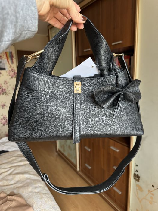 Сумка с натуральной кожи maxmara weekend