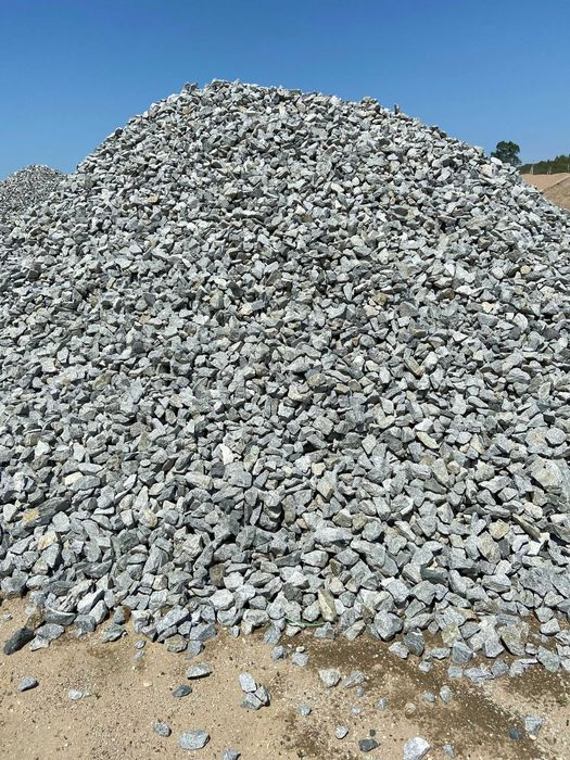 Щебінь з доставкою Київ – Швидко, точно, без обману! (Щебень Отсев)