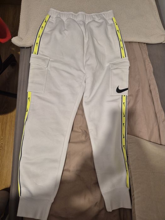 NIKE dresy sportowe Fleece Swosh Bojowki  M