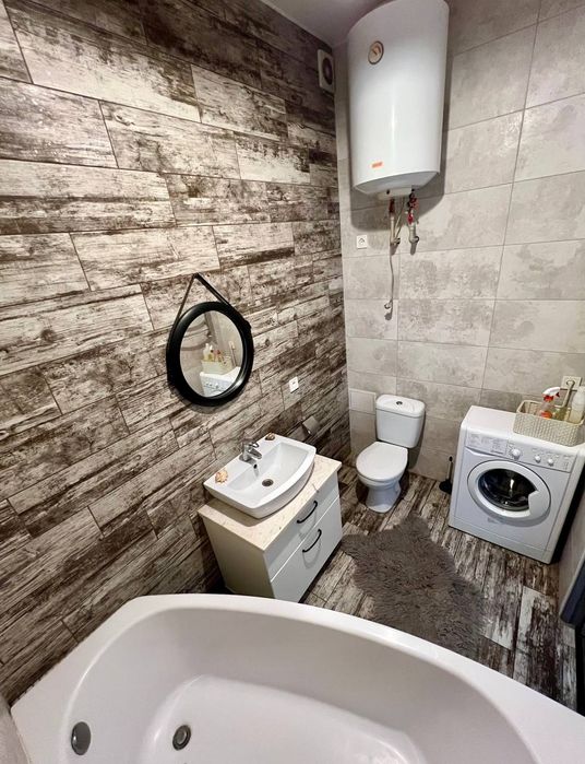 Продаж стильної студії на проспекті Миру