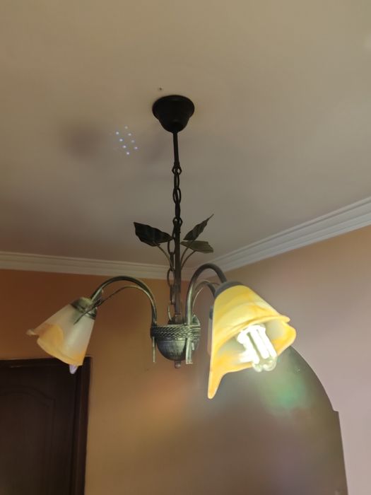 Conj. 1 candeeiro de teto+2 candeeiro de parede