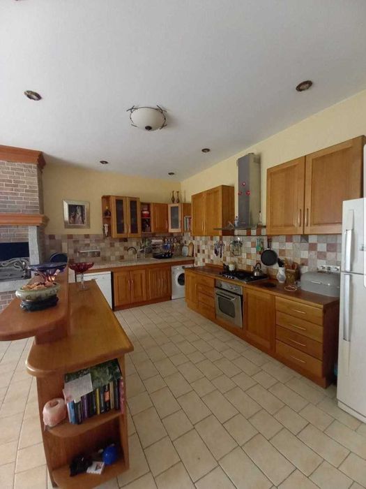 Дом в закрытом кооперативе! 15 ст. Б.Фонтана! 12 соток! 1A37