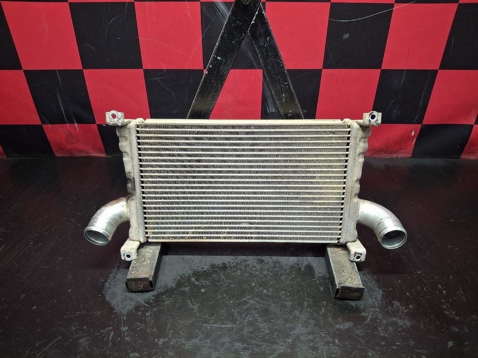 Radiador do intercooler MITSUBISHI Fuso