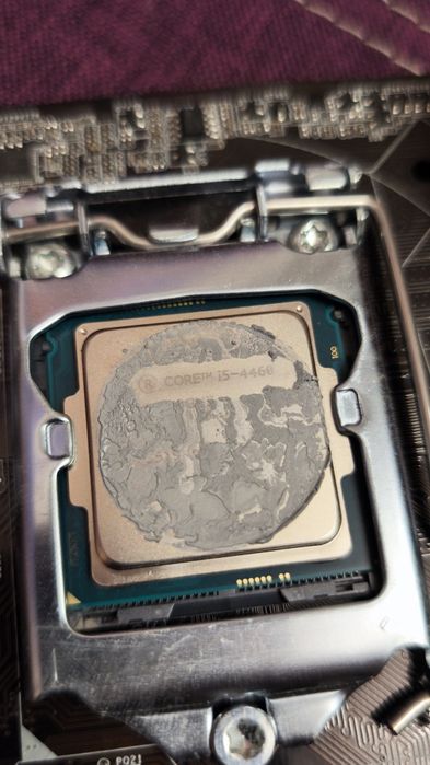 Комплект материнська плата H81M-VG4 Asrock + 2*8Gb + i5 4460