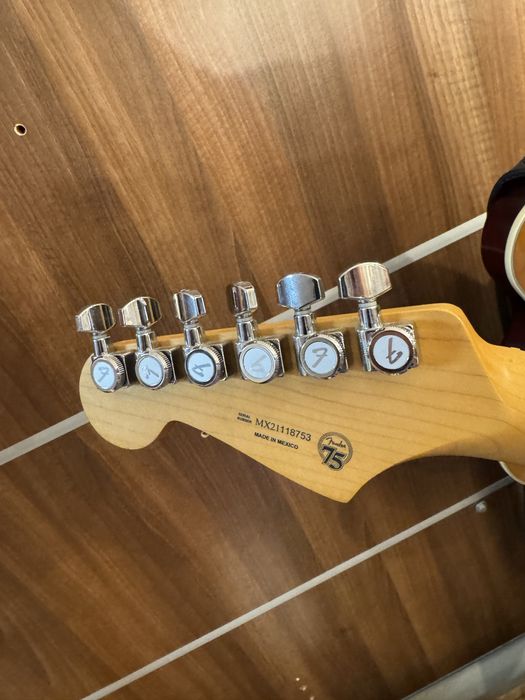 Fender stratocaster player plus