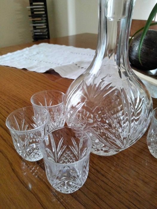 Conjunto de copos de licor