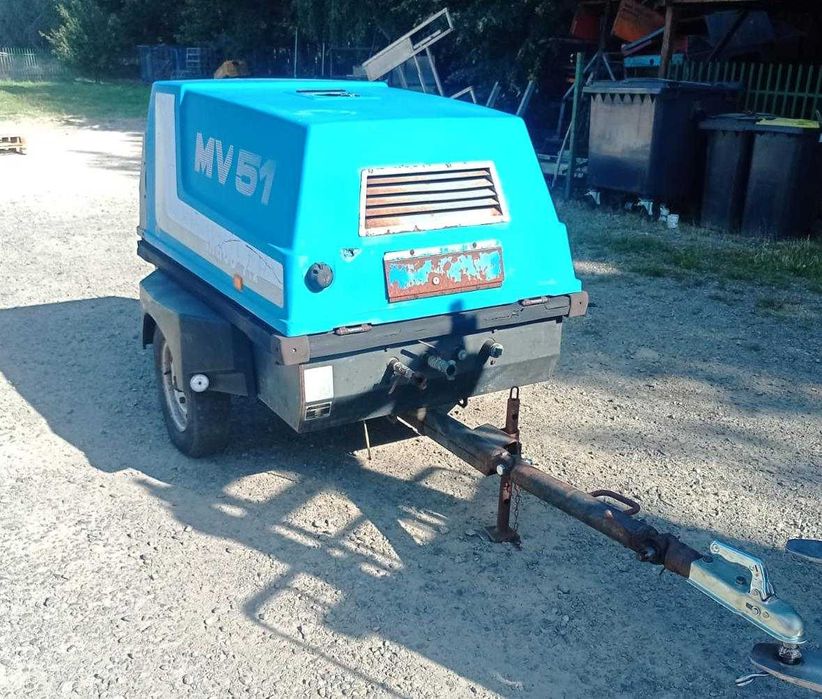 Zestaw do Piaskowania Kompresor śrubowy Maco silnik Deutz