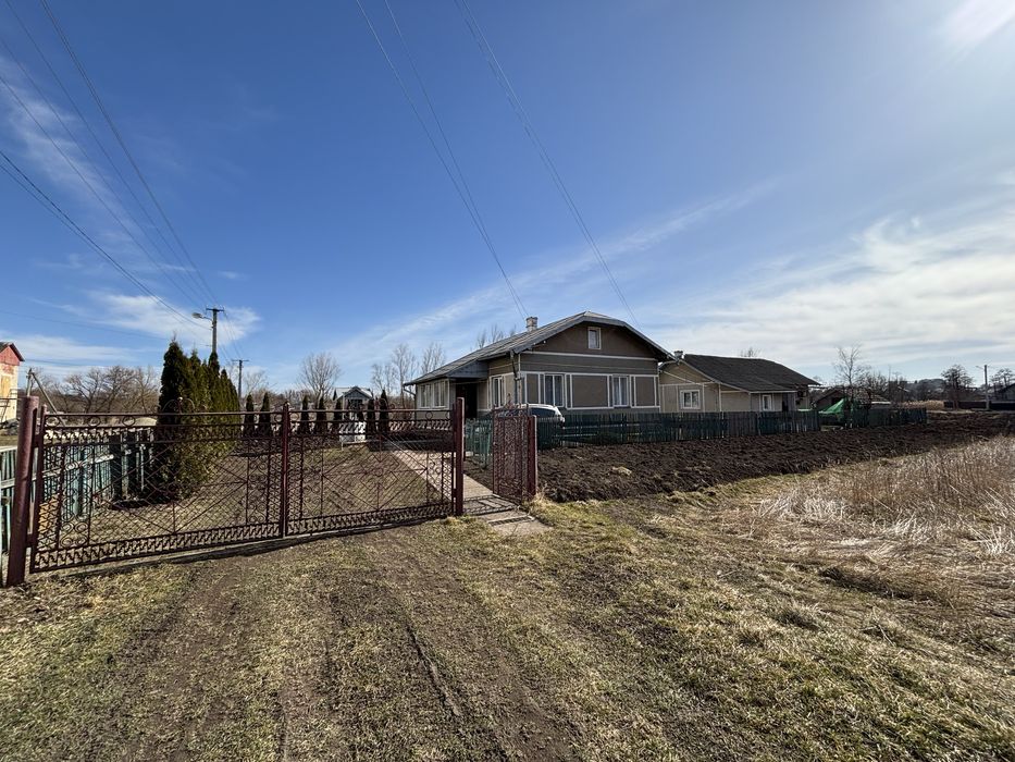 Продається будинок 70м².ділянка 11сот. Підпечери. Світло. Газ. Вода