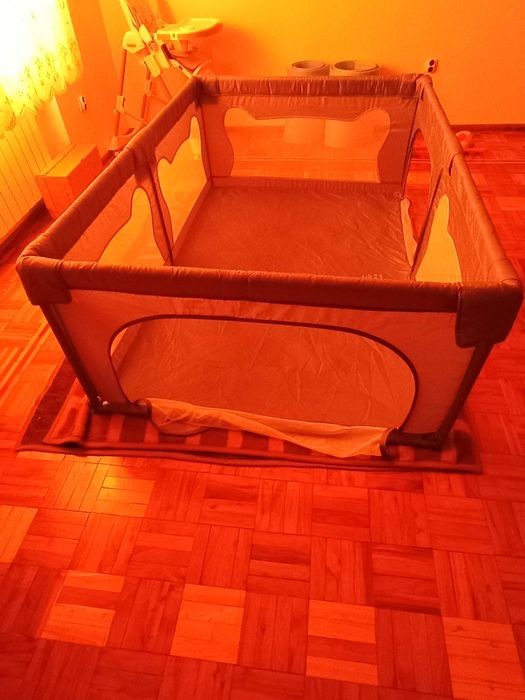 Kojec dla Dziecka Lionelo Willow Grey Concrete