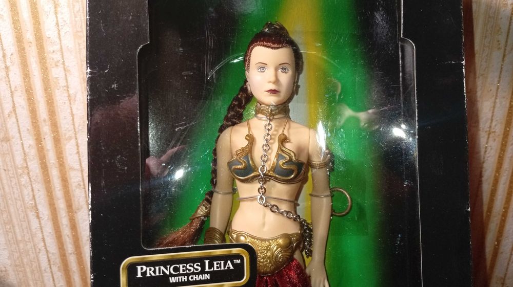 Hasbro 1999 Star Wars Princess Leia With Chain 57137 / 57135 НОВА США