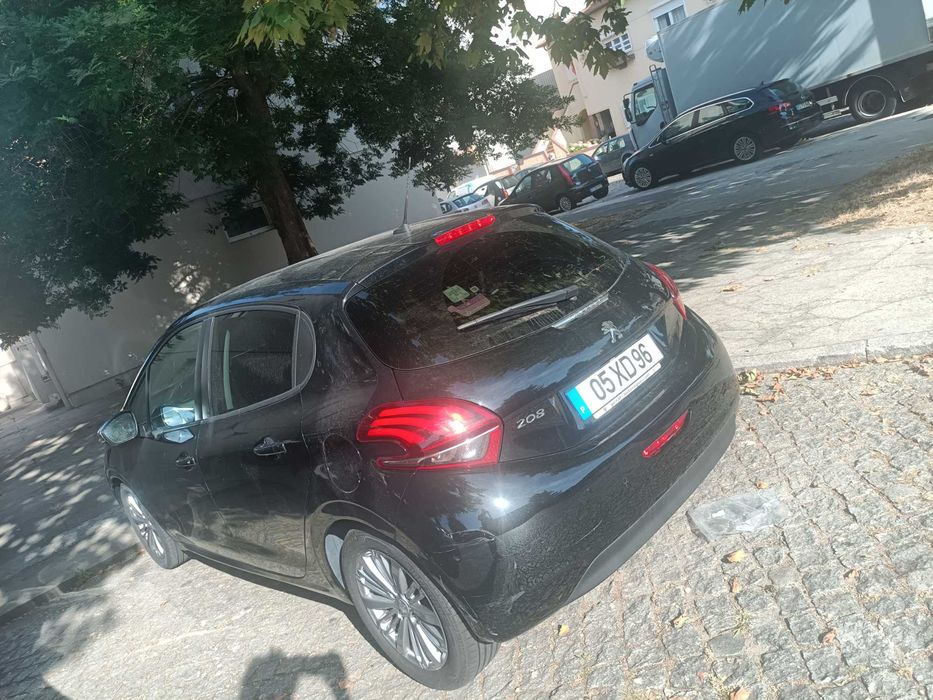 Peugeot 208 1.2 Pure Tech