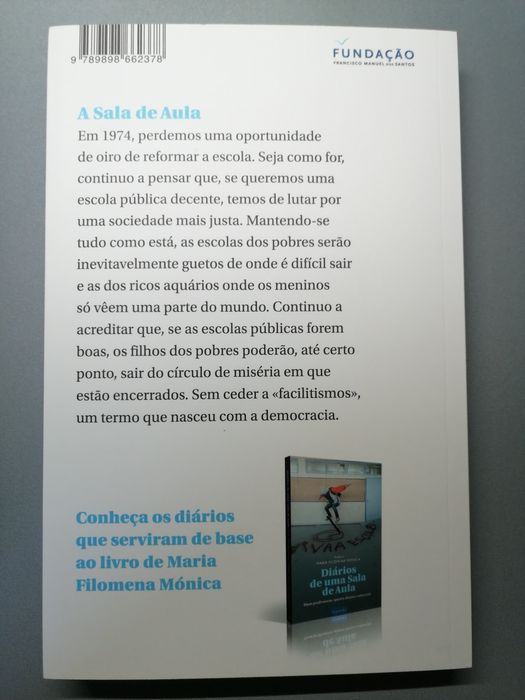Vendo 2 livros (A Sala de aula e os Diários)