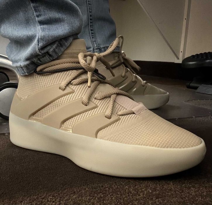 Кросівки Adidas Athletics 1 Basketball Clay, 40р