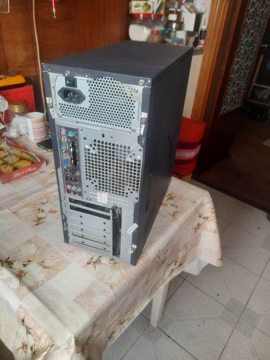 Домашній Пк msi ms-7529/e6750/rom 2 gb/ram 250 gb